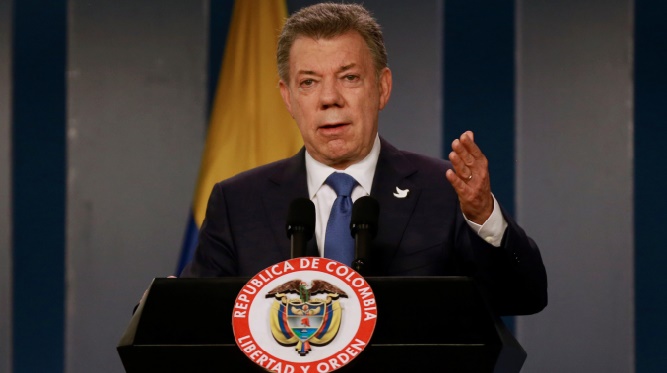 Le président Santos donnera l'argent de son Nobel de la paix aux victimes du conflit colombien