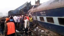 Une centaine de morts dans un déraillement de train en Inde