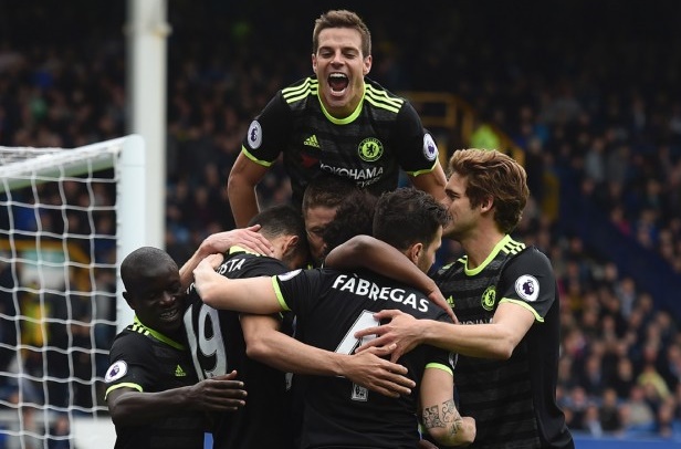 Chelsea file vers le titre