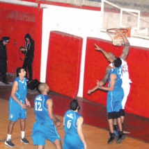 Les gros bras confirment au championnat de basketball