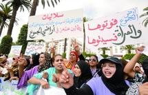 Les Soulalyate manifestent devant le Parlement : Une loi coutumière du Protectorat continue de prôner l’inégalité au Maroc
