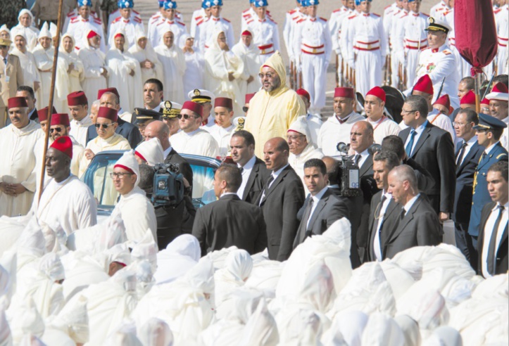 S.M le Roi préside la cérémonie d'allégeance à Tétouan