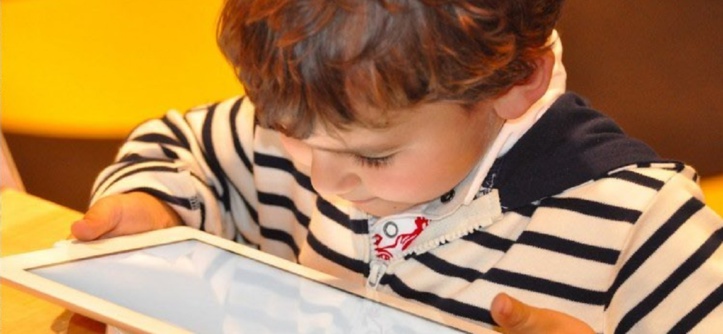 Lancement du programme “e-Salama” pour la protection des enfants sur Internet