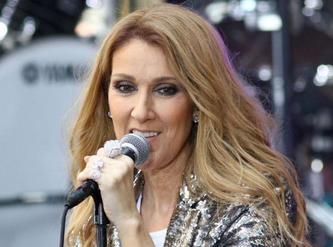 Céline Dion revient avec une chanson et un clip