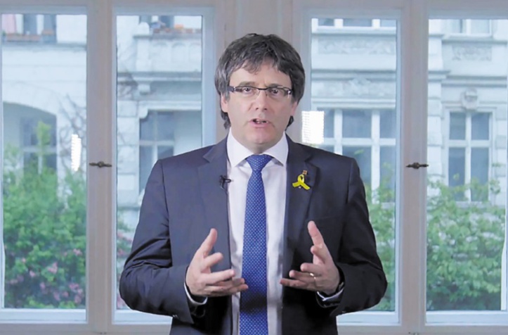 Puigdemont renonce à la présidence de la Catalogne