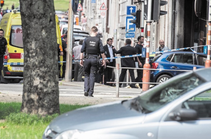 Trois morts, dont deux policiers, dans une fusillade à Liège