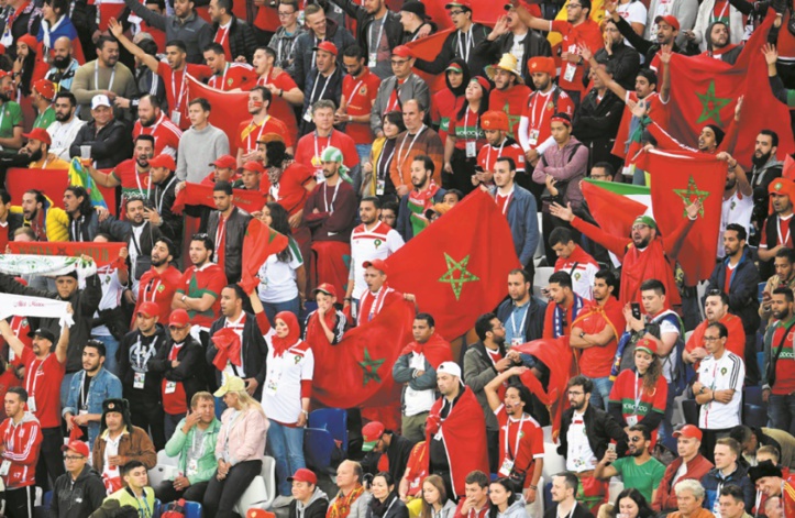 Kaliningrad vit au rythme des chants et encouragements des Marocains