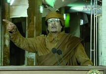 Des morts et des blessés par centaines en Libye : Comme si ce n’était pas suffisant, Kadhafi promet l’enfer