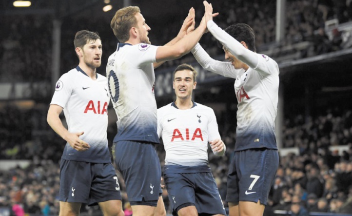 Tottenham déroule et se rapproche de Manchester City