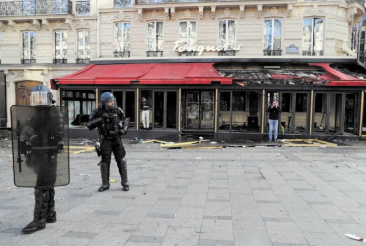 Gilets jaunes : Paris saccagé, Paris "épargné"