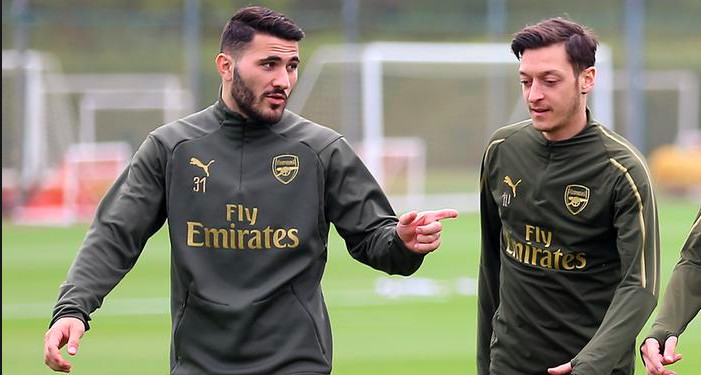 Özil et Kolasinac sont sortis indemnes d’une agression à Londres