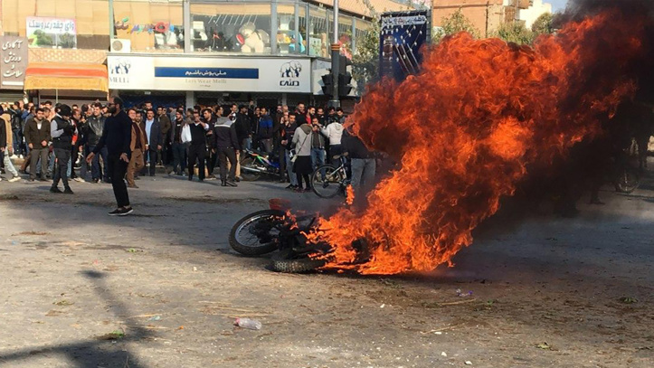 Violentes émeutes en Iran