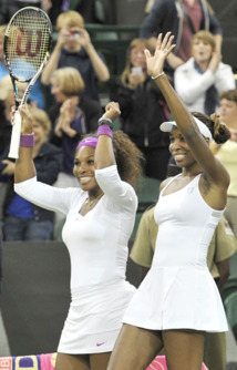 Wimbledon est une affaire de la famille Williams: Et de cinq pour Serena qui égale Venus