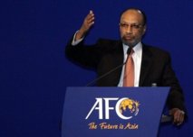 L'AFC suspend Bin Hammam