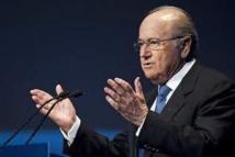 Soupçons de corruption à la FIFA Appel aux dons pour acheter le départ de Blatter