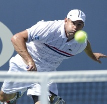 Roddick rend sa raquette