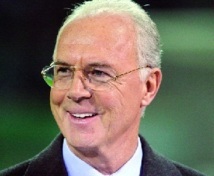 Beckenbauer juge le Bayern "assez fort" pour gagner la C1