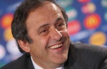 Mondial 2022 : Platini pour une organisation en hiver