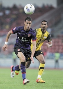 Chamakh rejoint West Ham United