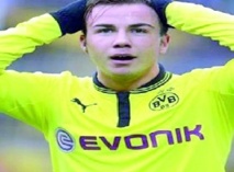 Forfait de Götze, un coup dur pour Dortmund