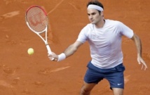 Federer supersonique et encerclé de Bleus