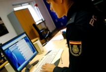 En Espagne, la police a fait de Twitter un allié de poids