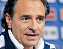 Cesare Prandelli : “L’Espagne va beaucoup mieux que l’Italie”