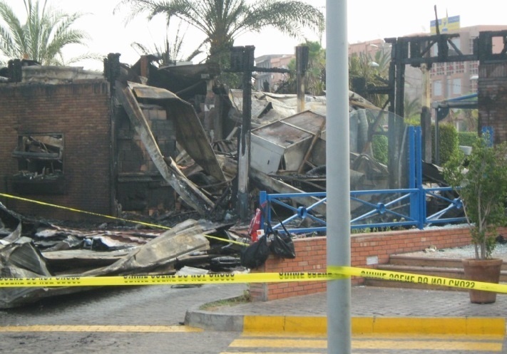 Un McDonald’s ravagé par le feu à Marrakech