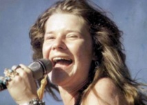 La chanteuse américaine Janis Joplin reçoit l’étoile du “Walk of Fame” à titre posthume