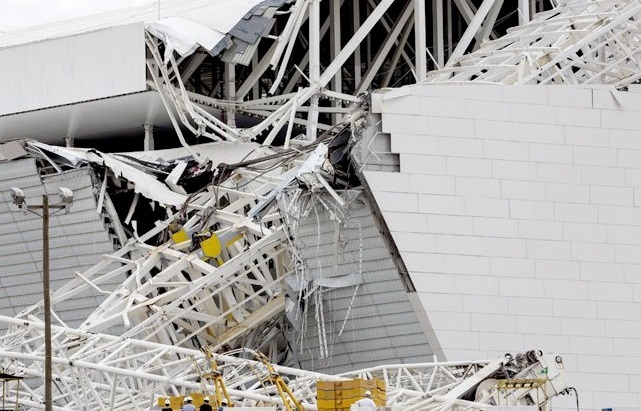 Le chantier du stade de Sao Paulo est irrégulier