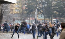 Bosnie: des milliers de manifestants protestent contre la misère