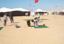 Un terrain de golf en plein désert