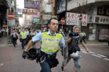 ​Le dialogue menacé  à Hong Kong