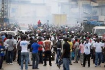 Trois morts dans une  manifestation à Libreville