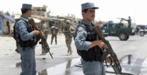 Un policier afghan tue son commandant et un responsable local