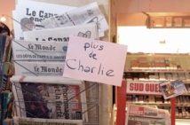 Le dernier numéro de Charlie Hebdo épuisé dès son apparition dans les kiosques en France