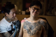 En Corée du Sud, les tatouages font  fureur mais les tatoueurs sont hors la loi