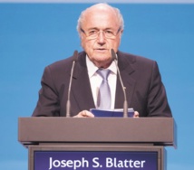 ​Dure journée pour Blatter au Congrès de l'UEFA