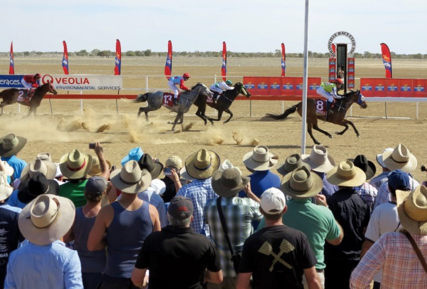 Les festivals à voir une fois dans sa vie : Birdsville races (Australie)