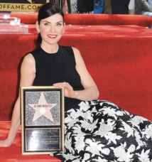 ​Julianna Margulies reçoit son étoile sur le Walk of Fame