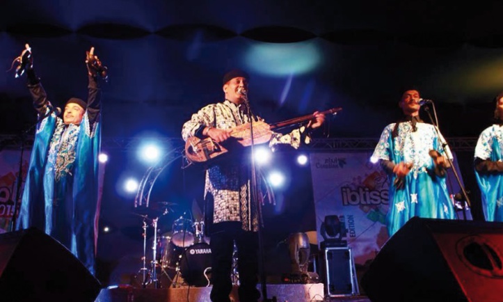 ​Douzi et Hamid El Kasri épatent le public du Festival  «Sourire de Casablanca»