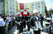 Trois soldats et un policier tués par le PKK