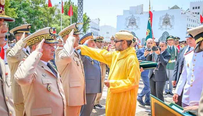 Sa Majesté le Roi préside à Tétouan la cérémonie de prestation de serment des Officiers lauréats des grandes écoles militaires et paramilitaires