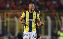 Amrabat offre la victoire à Fenerbahçe contre Trabzonspor