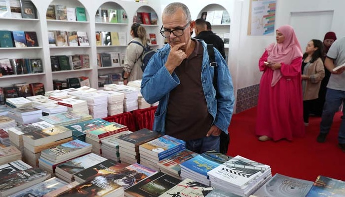 A Alger, des regrets pour l'absence du roman de Kamel Daoud au Salon du livre