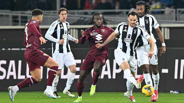 Calcio : La Juventus ne perd pas ses mauvaises habitudes