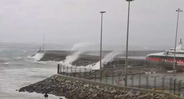 Perturbations du trafic maritime entre Algésiras, Tarifa et Tanger en raison du mauvais temps