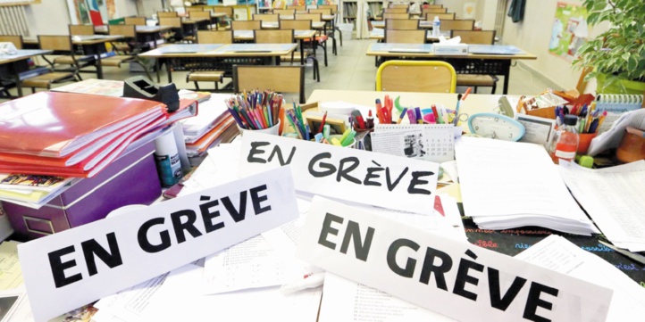 La question des enseignants stagiaires s’invite sous la Coupole