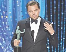 Leo DiCaprio triomphe lors des SAG Awards marqués par la diversité