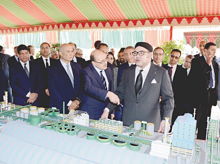 S.M le Roi inaugure une usine de production d'engrais et une unité de dessalement de l’eau à Jorf Lasfar